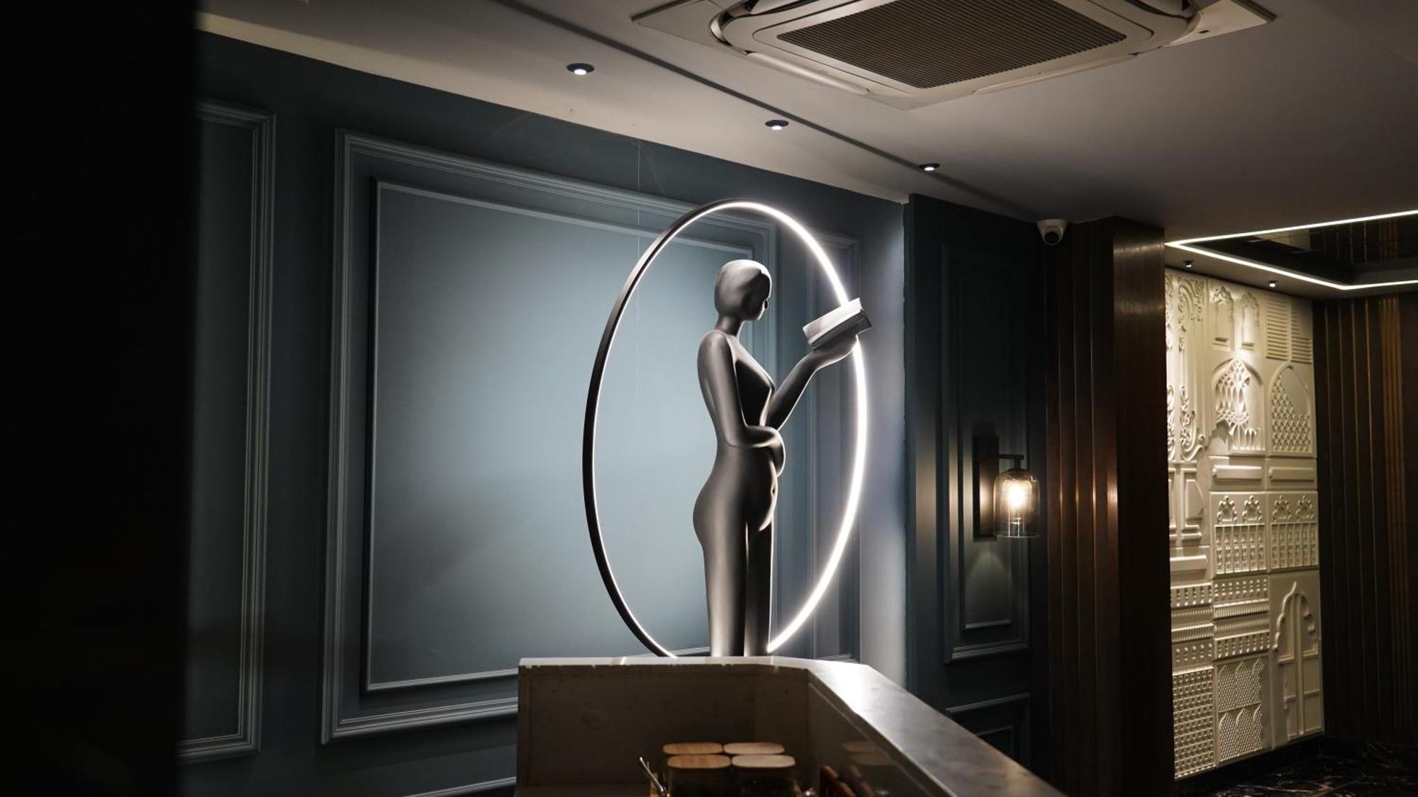 Hotel Seasons Radźkot Zewnętrze zdjęcie